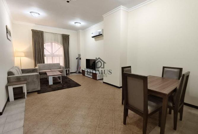 987495 - Property Image 3