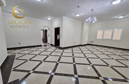 Apartment - 2 Bedrooms - 2 Bathrooms for rent in Al Muntazah Street - Al Muntazah - Doha