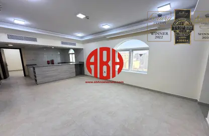 Apartment - 2 Bedrooms - 3 Bathrooms for rent in Al Mansoura - Al Mansoura - Doha