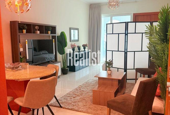 1000790 - Property Main Image