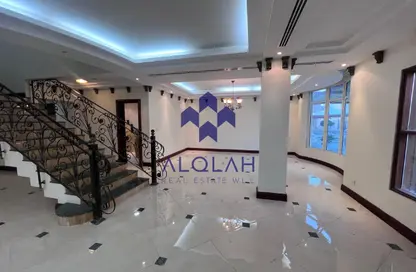 Compound - 4 Bedrooms - 6 Bathrooms for rent in West Bay Lagoon - West Bay Lagoon - Doha
