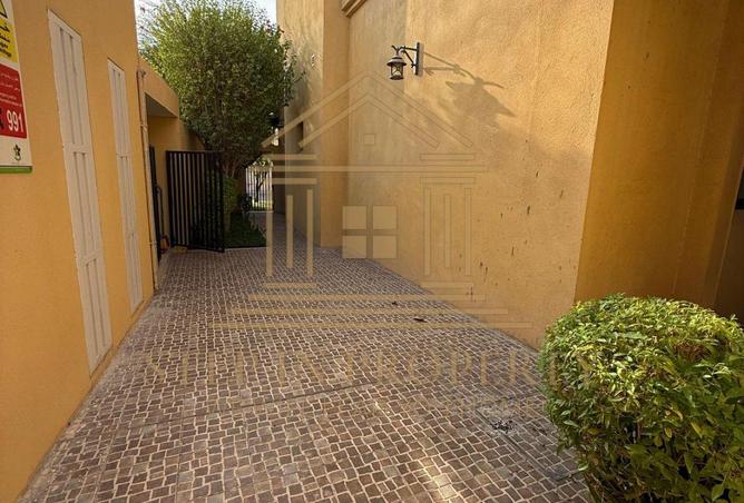 988462 - Property Image 3