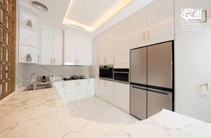 Apartment - 2 Bedrooms - 3 Bathrooms for rent in The Garden - Floresta Gardens - The Pearl Island - Doha