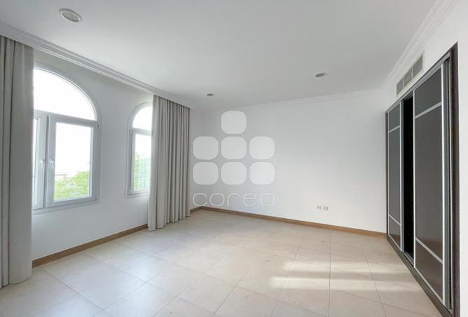927952 - Property Image 3