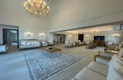 Penthouse - 5 Bedrooms - 7 Bathrooms for rent in Piazza Arabia - Porto Arabia - The Pearl Island - Doha