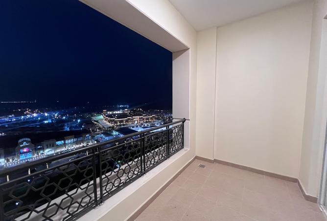950989 - Property Image 2