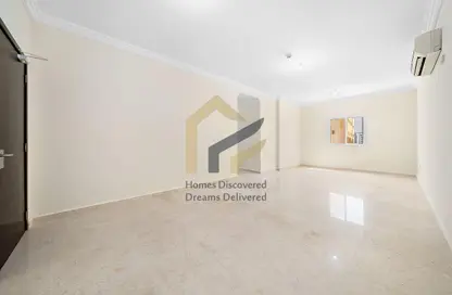 Apartment - 2 Bedrooms - 2 Bathrooms for rent in Al Sadd Road - Al Sadd - Doha