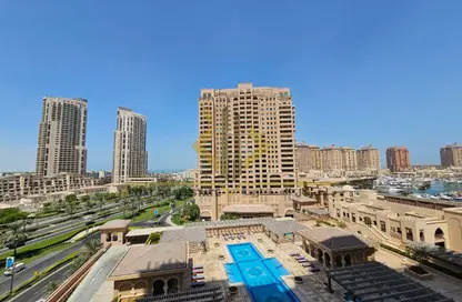 Apartment - 2 Bedrooms - 3 Bathrooms for rent in East Porto Drive - Porto Arabia - The Pearl Island - Doha