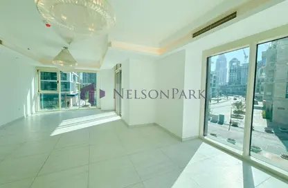 Apartment - 3 Bedrooms - 5 Bathrooms for rent in Gewan Island - The Pearl Island - Doha