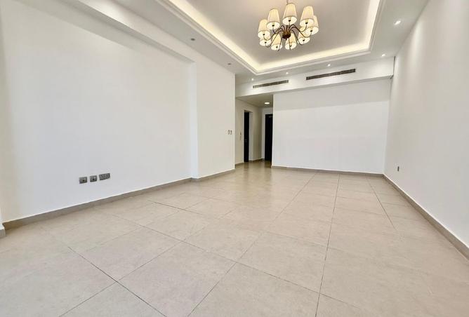 955339 - Property Image 3