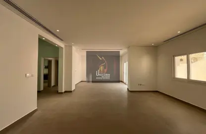 مجمع سكني - 4 غرف نوم - 5 حمامات للايجار في شارع ام السنيم - عين خالد - الدوحة