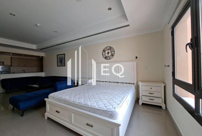 982817 - Property Image 3