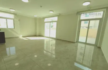 Empty Room image for: Duplex - 2 Bedrooms - 3 Bathrooms for rent in Fox Hills - Lusail, Image 1