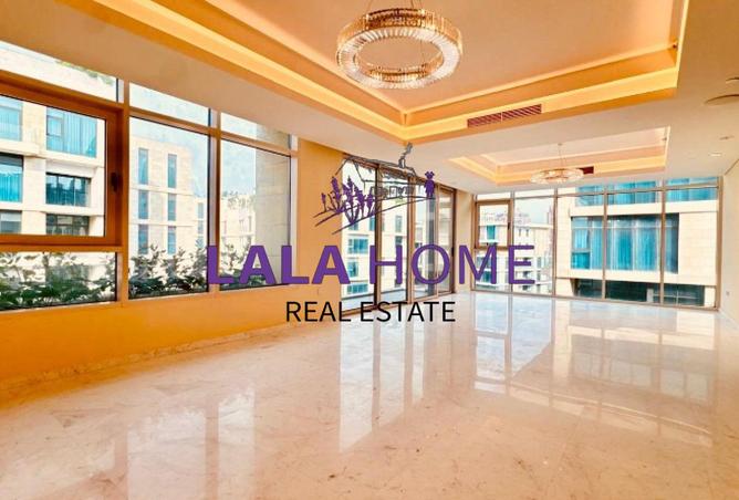 982365 - Property Image 3