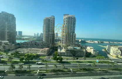 Apartment - 3 Bedrooms - 4 Bathrooms for rent in East Porto Drive - Porto Arabia - The Pearl Island - Doha