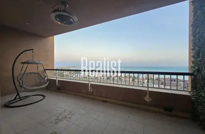Apartment - 3 Bedrooms - 4 Bathrooms for sale in West Porto Drive - Porto Arabia - The Pearl Island - Doha