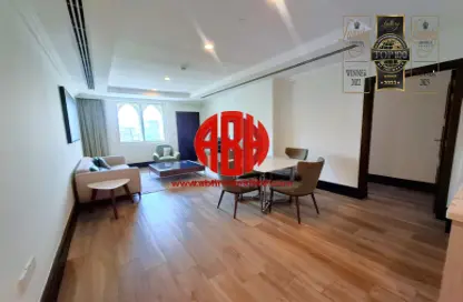Apartment - 1 Bedroom - 2 Bathrooms for rent in Tower 11 - Viva Bahriyah - The Pearl Island - Doha