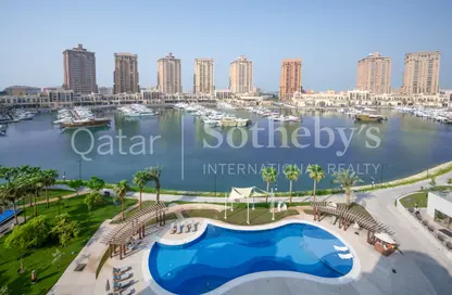 Apartment - 2 Bedrooms - 3 Bathrooms for rent in The St. Regis Marsa Arabia Island - Marsa Arabia - The Pearl Island - Doha