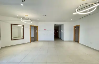 Apartment - 2 Bedrooms - 3 Bathrooms for rent in Floresta Gardens - Floresta Gardens - The Pearl Island - Doha