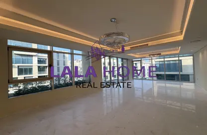Apartment - 4 Bedrooms - 6 Bathrooms for sale in Gewan Island - The Pearl Island - Doha
