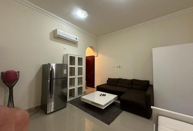 978832 - Property Image 3