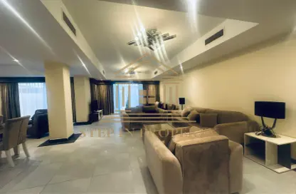 Villa - 4 Bedrooms - 6 Bathrooms for rent in Wadi Al Markh - Muraikh - AlMuraikh - Doha