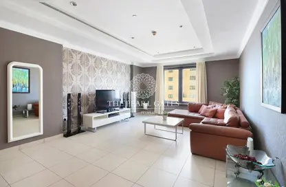 Apartment - 1 Bedroom - 2 Bathrooms for rent in East Porto Drive - Porto Arabia - The Pearl Island - Doha