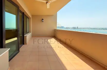 Apartment - 3 Bedrooms - 4 Bathrooms for rent in East Porto Drive - Porto Arabia - The Pearl Island - Doha