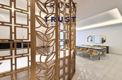 Apartment - 2 Bedrooms - 5 Bathrooms for rent in Floresta Gardens - Floresta Gardens - The Pearl Island - Doha