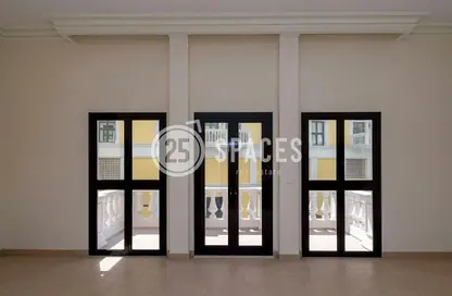 Apartment - 1 Bedroom - 2 Bathrooms for sale in Carnaval - Qanat Quartier - The Pearl Island - Doha