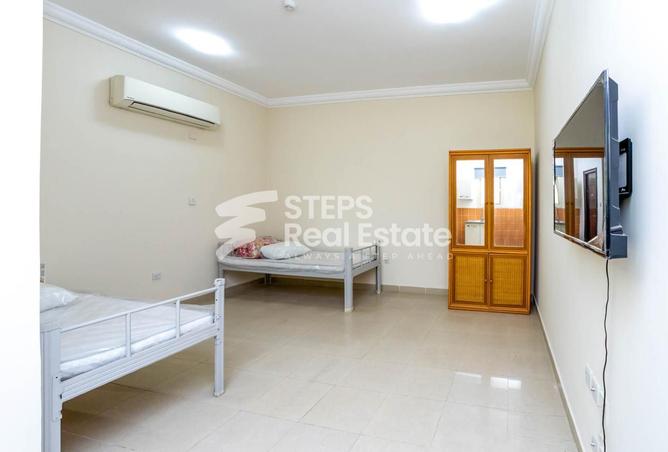 954918 - Property Image 2