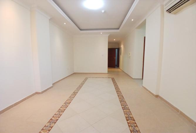 938243 - Property Image 2