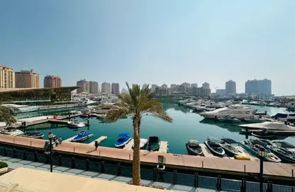 Townhouse - 2 Bedrooms - 3 Bathrooms for rent in Tower 6 - Porto Arabia - The Pearl Island - Doha