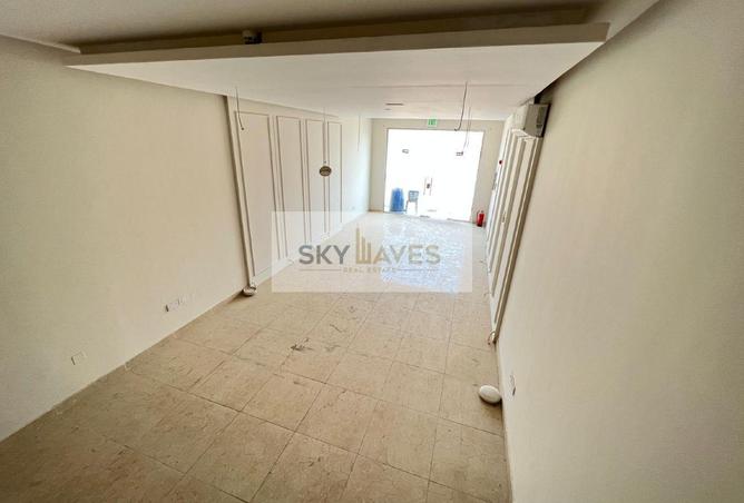 953529 - Property Image 3