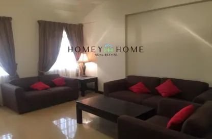 Living Room image for: Apartment - 2 Bedrooms - 2 Bathrooms for rent in Al Sadd - Al Sadd - Doha, Image 1