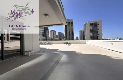 Apartment - 2 Bedrooms - 4 Bathrooms for rent in Burj DAMAC Marina - Marina District - Lusail