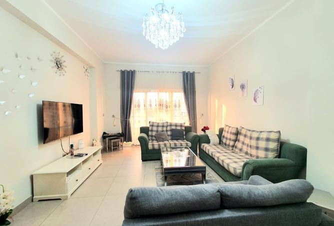 984686 - Property Image 2