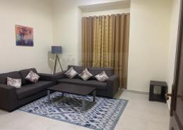 صورةغرفة المعيشة لـ: شقة - 2 غرف نوم - 2 حمامات للكراء في شارع النعيجة - غرب الهلال - الهلال - الدوحة, صورة 1