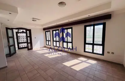 Villa - 4 Bedrooms - 6 Bathrooms for rent in New Al Hitmi - Fereej Bin Omran - Doha
