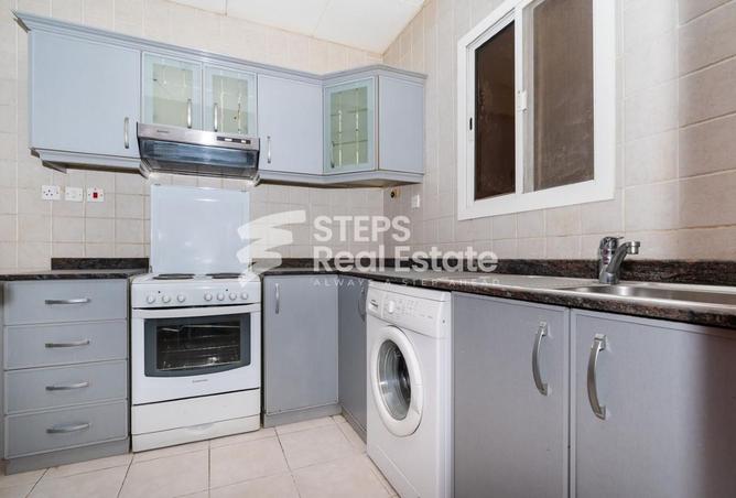 983077 - Property Image 3
