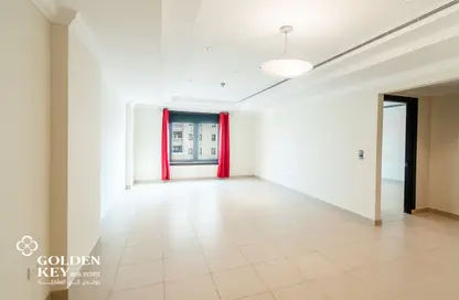 Apartment - 1 Bedroom - 2 Bathrooms for rent in West Porto Drive - Porto Arabia - The Pearl Island - Doha