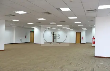 Empty Room image for: Office Space - Studio - 1 Bathroom for rent in Fereej Bin Mahmoud South - Fereej Bin Mahmoud - Doha, Image 1