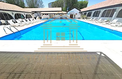 Villa - 4 Bedrooms - 4 Bathrooms for rent in Ramada Commercial Building - Al Rawabi Street - Al Muntazah - Doha
