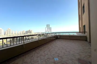 Apartment - 1 Bedroom - 2 Bathrooms for rent in West Porto Drive - Porto Arabia - The Pearl Island - Doha