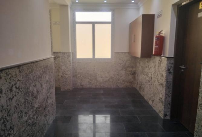 940005 - Property Image 2