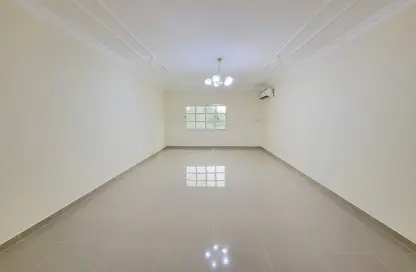 شقة - 3 غرف نوم - 2 حمامات للايجار في شارع الجزيره - فريج بن محمود الشمالي - فريج بن محمود - الدوحة شقة - 3 غرف نوم - 2 حمامات للايجار في شارع الجزيره - فريج بن محمود الشمالي - فريج بن محمود - الدوحة