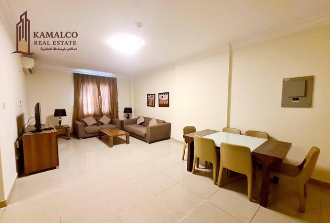 954789 - Property Image 2