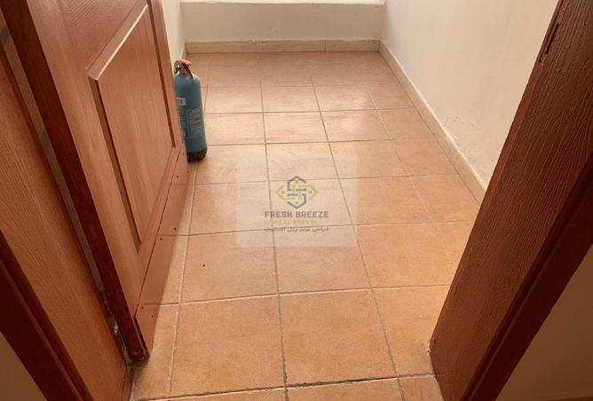 973137 - Property Image 2