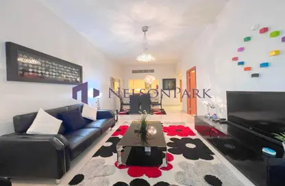 Apartment - 2 Bedrooms - 3 Bathrooms for sale in Viva Bahriyah - The Pearl Island - Doha