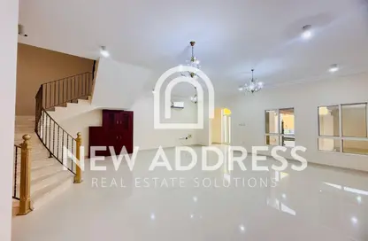 Apartment - 5 Bedrooms - 3 Bathrooms for rent in Old Airport Road - Doha
